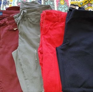 Colored pant bundle 👖